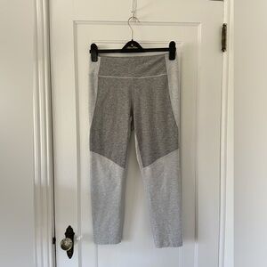 Outdoor Voices 3/4 warmup leggings in ash grey, size large
